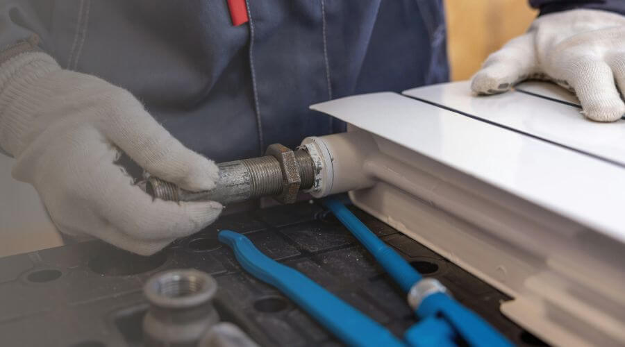 Burst Pipe Repair in Keyesport, IL